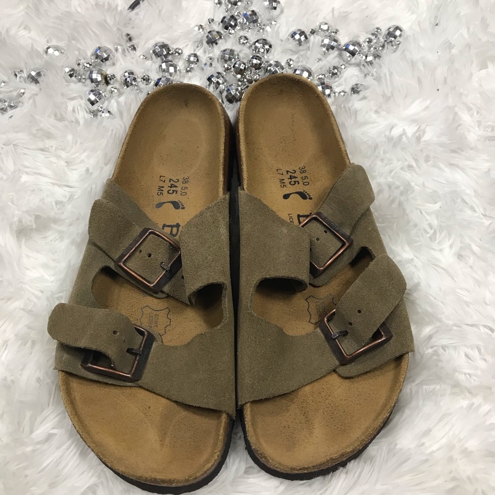 Bertula  Birkenstock’s sandals